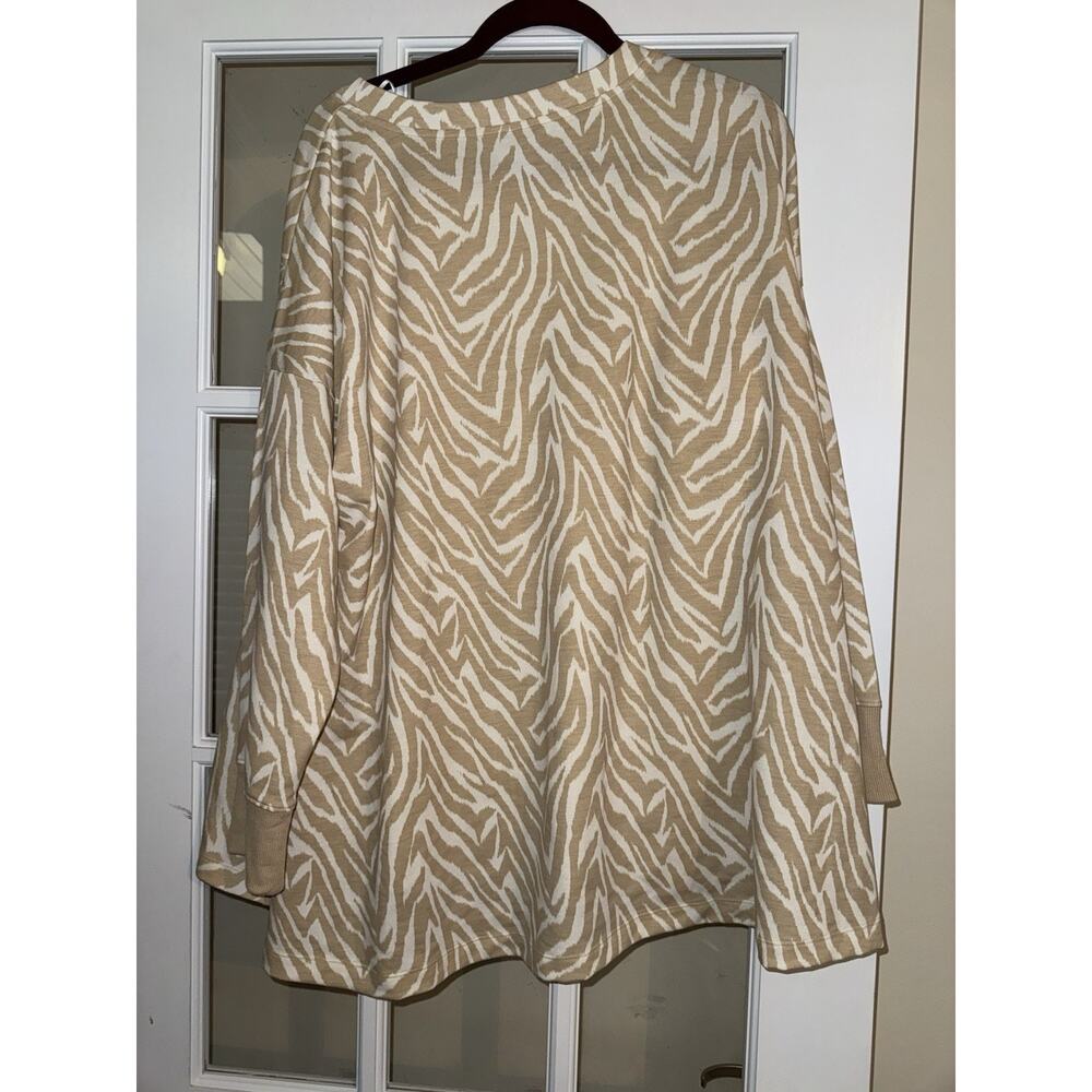 NWT Wonderly Tunic Blouse White Tan Zebra Print Long Sleeve 3XL comfy relaxed - Picture 3 of 3